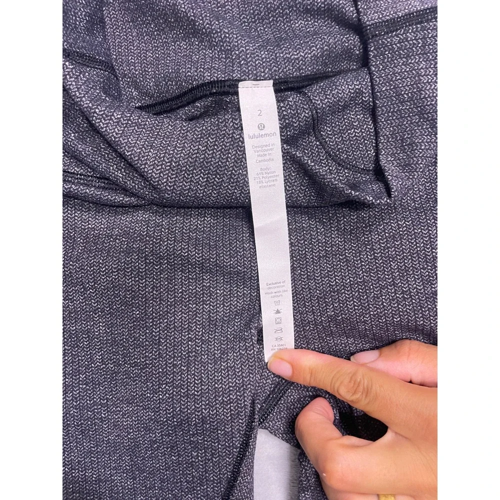 Lululemon High Rise Herringbone Leggings Black White Yoga Pants Womens Size 2